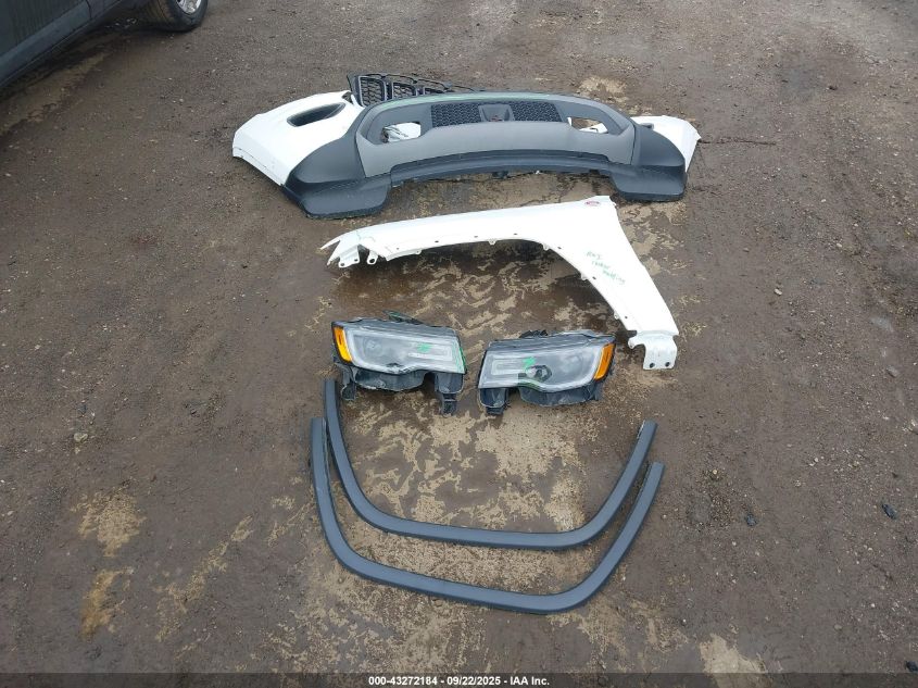 2018 Jeep Grand Cherokee Trailhawk 4X4 VIN: 1C4RJFLG6JC336932 Lot: 43272184