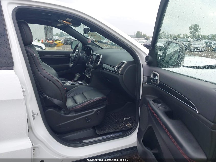 VIN 1C4RJFLG6JC336932 2018 JEEP GRAND CHEROKEE TRAILHAWK 4X4