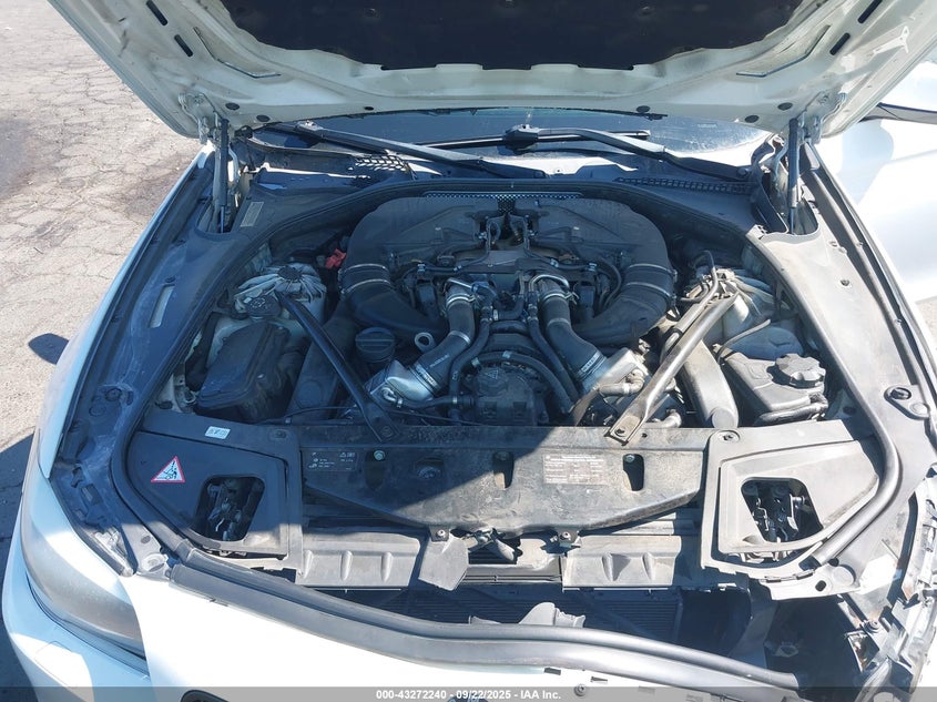 2013 BMW 550I WBAFR9C5XDD227039