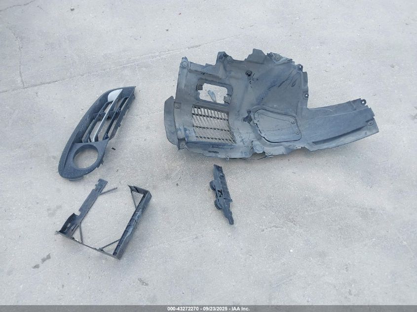 2016 BMW 535D VIN: WBAXA5C52GG042569 Lot: 43272270