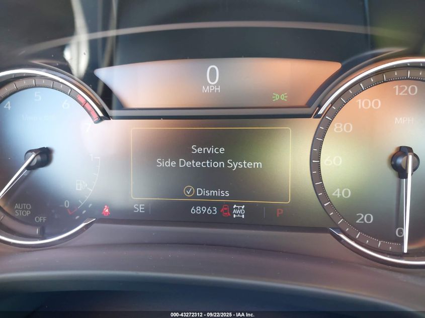 2022 Cadillac Xt4 Awd Premium Luxury VIN: 1GYFZDR47NF134712 Lot: 43272312