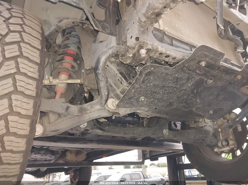 2022 TOYOTA TUNDRA LIMITED - 5TFJA5AB7NX010084