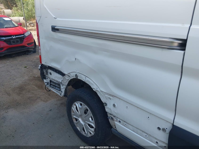 2017 FORD TRANSIT-250 1FTYR2CM2HKA11911