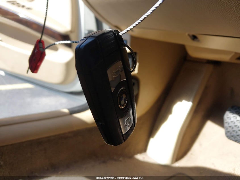 WBAPH77599NM30513 2009 BMW 3ER photo no. 11