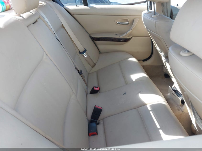 WBAPH77599NM30513 2009 BMW 3ER photo no. 8