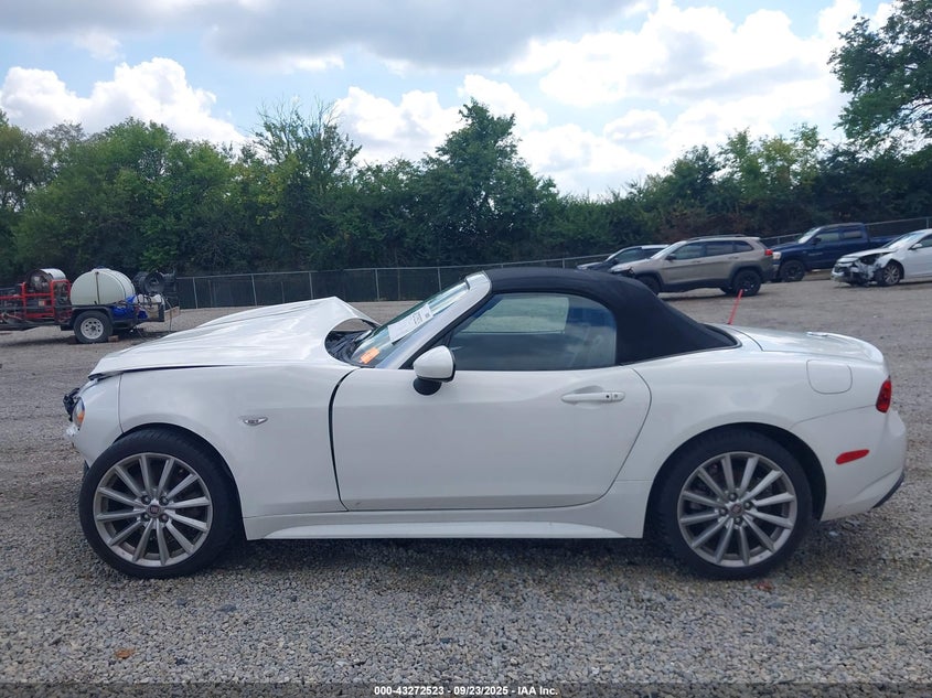 2017 FIAT 124 SPIDER LUSSO JC1NFAEK5H0125878