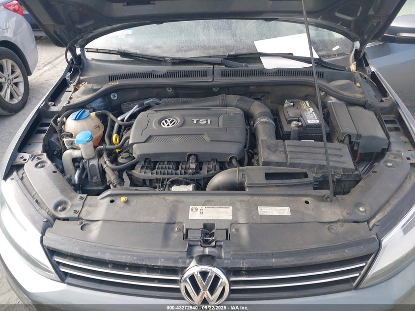 2014 VOLKSWAGEN JETTA 1.8T SE - 3VWD07AJ5EM394176