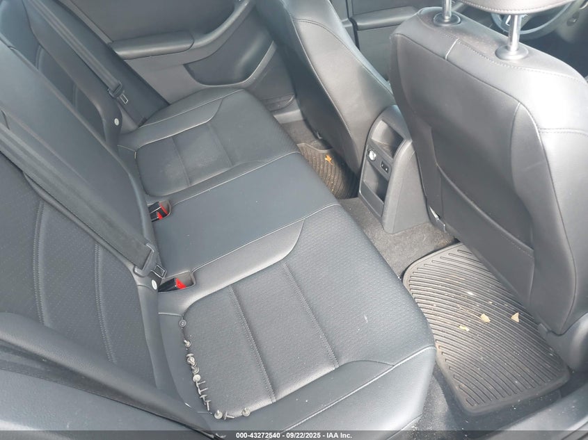 2014 VOLKSWAGEN JETTA 1.8T SE - 3VWD07AJ5EM394176