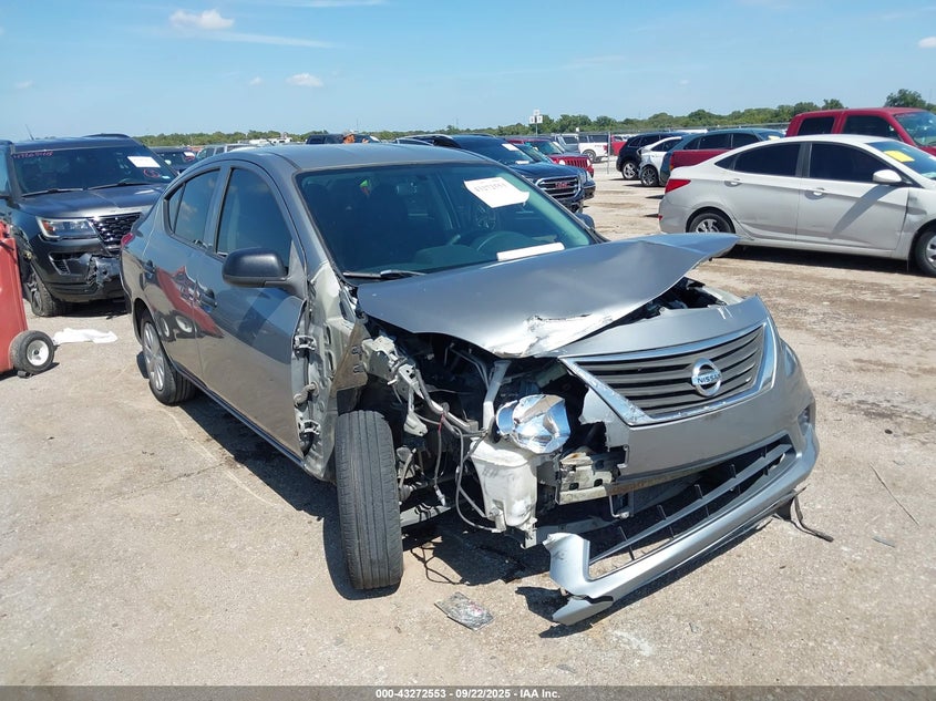 2013 NISSAN VERSA 1.6 S - 3N1CN7AP2DL889219
