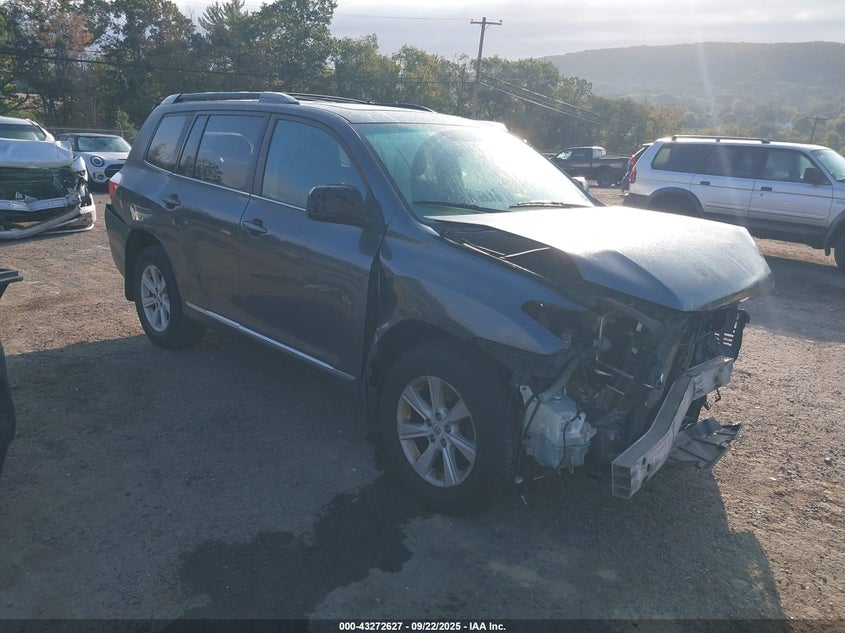 TOYOTA HIGHLANDER SE V6