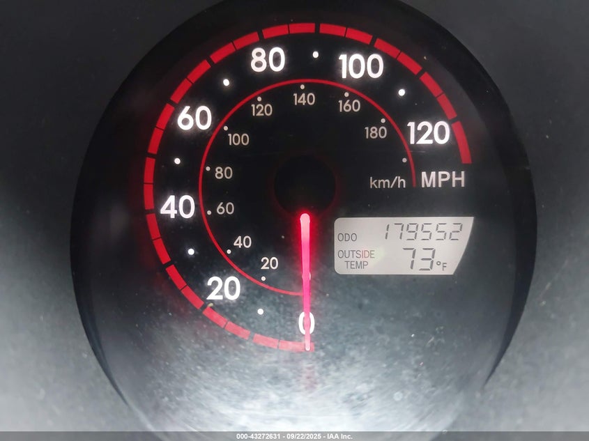 2005 Toyota Matrix Xr VIN: 2T1KR32E35C319219 Lot: 43272631