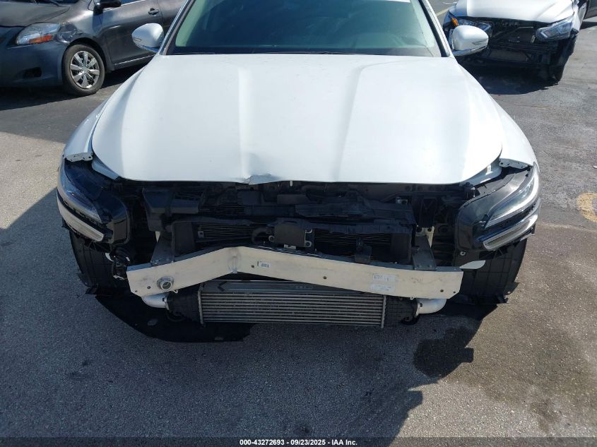 2022 Genesis G70 2.0T Rwd VIN: KMTG34TA9NU093295 Lot: 43272693