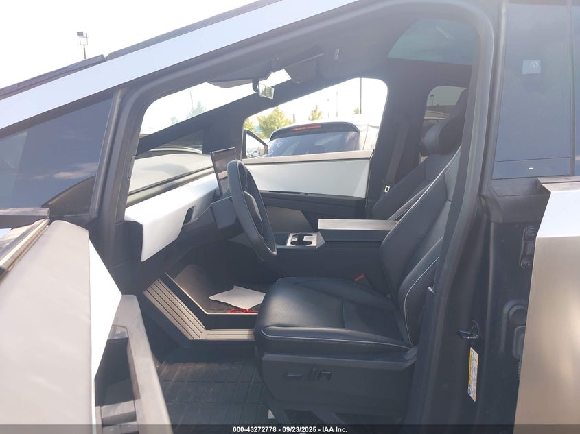 VIN 7G2CEHED8RA047875 2024 TESLA CYBERTRUCK ALL-WHEEL DRIVE