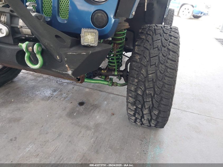 2010 Jeep Wrangler Unlimited Sahara VIN: 1J4HA5H16AL196658 Lot: 43272791