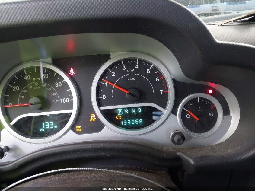 2010 Jeep Wrangler Unlimited Sahara VIN: 1J4HA5H16AL196658 Lot: 43272791