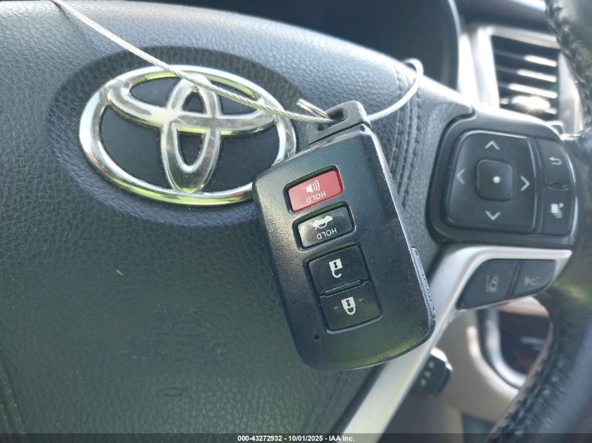 2017 Toyota Highlander Xle VIN: 5TDJZRFH9HS435958 Lot: 43272932