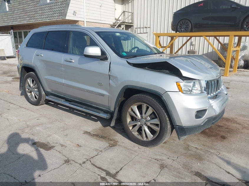 JEEP GRAND CHEROKEE LAREDO
