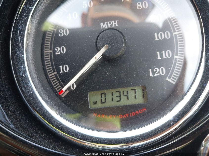 2008 Harley-Davidson Flhtcui 105Th Anniversary Edition VIN: 1HD1FC4408Y617766 Lot: 43273091