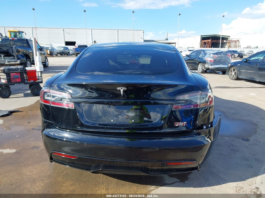 2021 Tesla Model S Long Range Dual Motor All-Wheel Drive VIN: 5YJSA1E51MF443121 Lot: 43273103