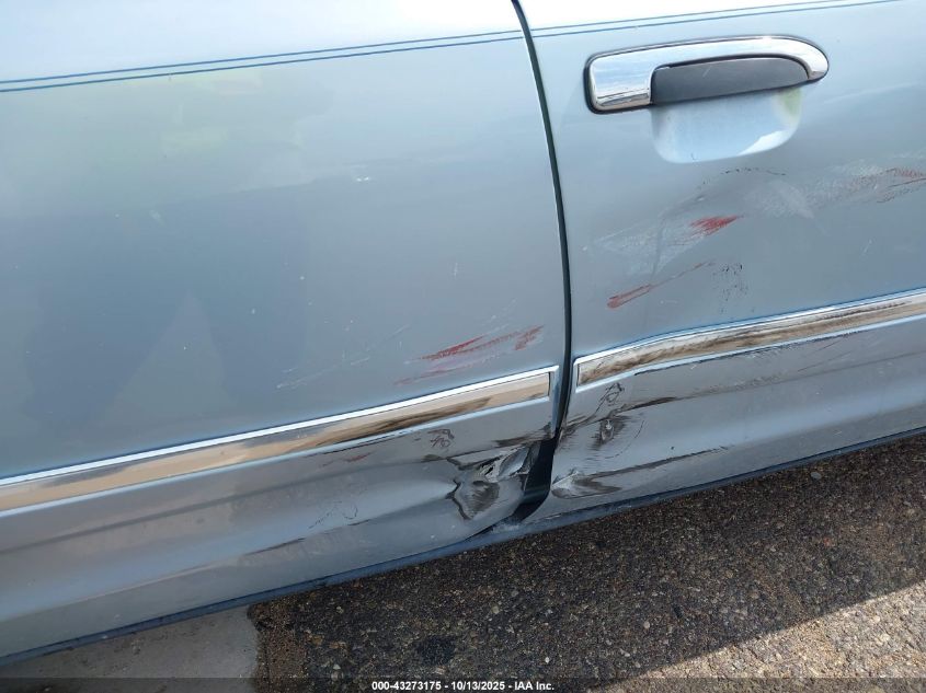 2005 Mercury Grand Marquis Gs VIN: 2MEFM74W35X624808 Lot: 43273175