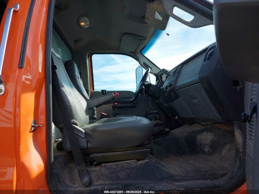 2013 Ford Super Duty F-750 Straight Frame Xl/Xlt VIN: 3FRNF7FA8DV786062 Lot: 43273201