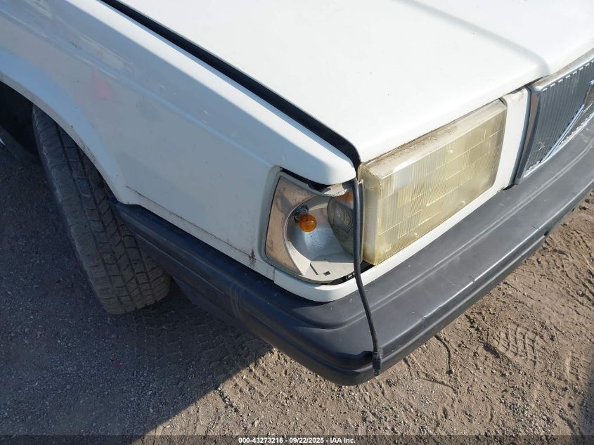 1995 Volvo 940 VIN: YV1JS8315S3211479 Lot: 43273216