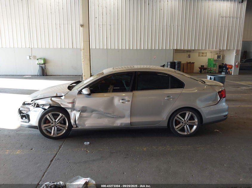 2016 VOLKSWAGEN JETTA 2.0T GLI SE 3VW4T7AJ7GM340047