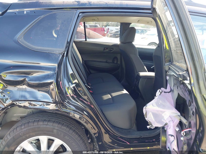 2025 TOYOTA COROLLA CROSS LE 7MUCAAAG1SV134257