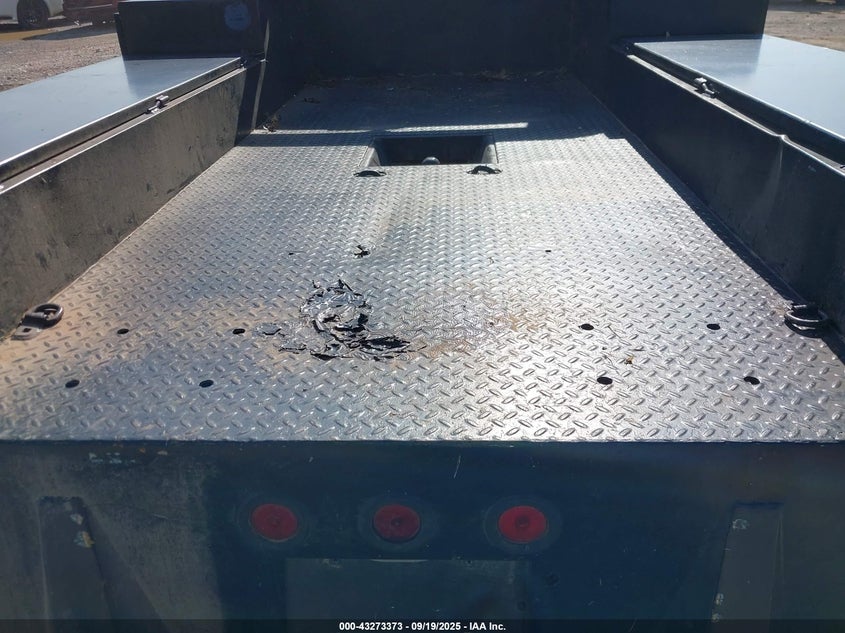 2011 Ford F-450 Chassis Xl VIN: 1FD9W4HT1BEA69843 Lot: 43273373