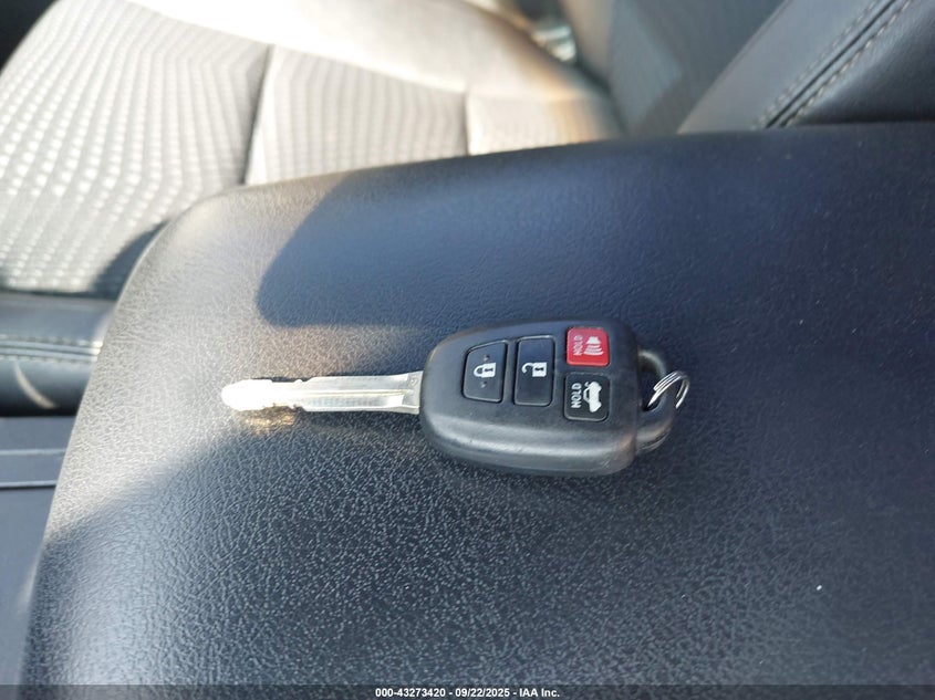 2013 Toyota Camry L/Se/Le/Xle VIN: 4T1BF1FK4DU670893 Lot: 43273420