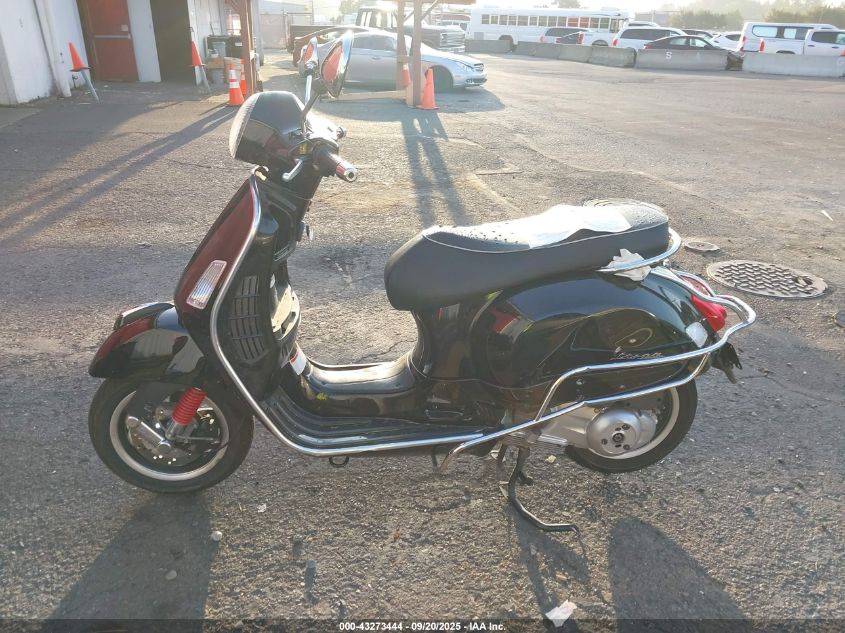 2010 Vespa Gts 300 Super VIN: ZAPM459L4A5700087 Lot: 43273444