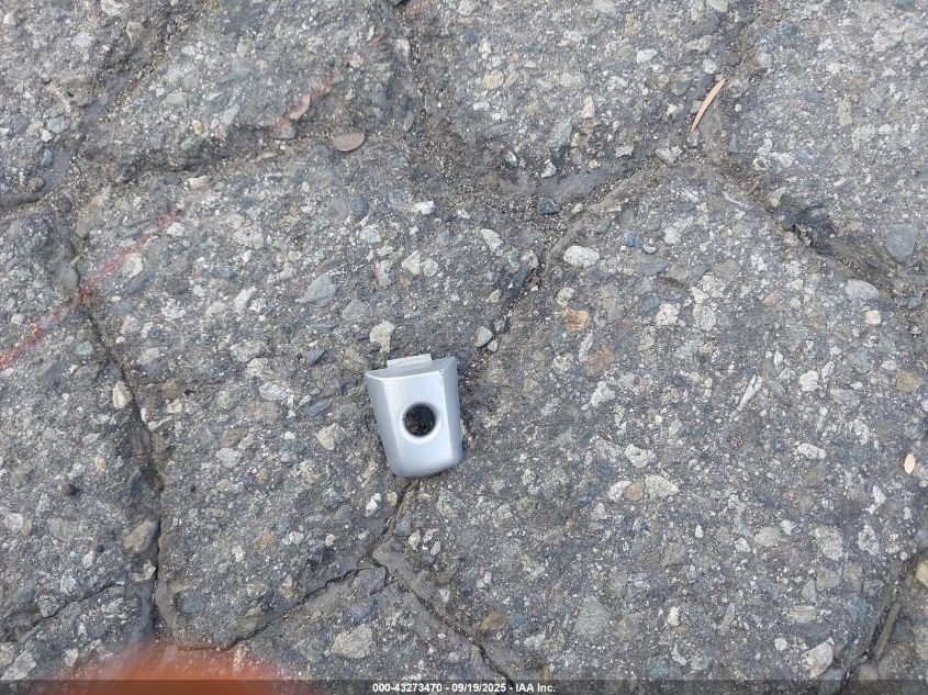 2009 Cadillac Cts Standard VIN: 1G6DF577090172156 Lot: 43273470