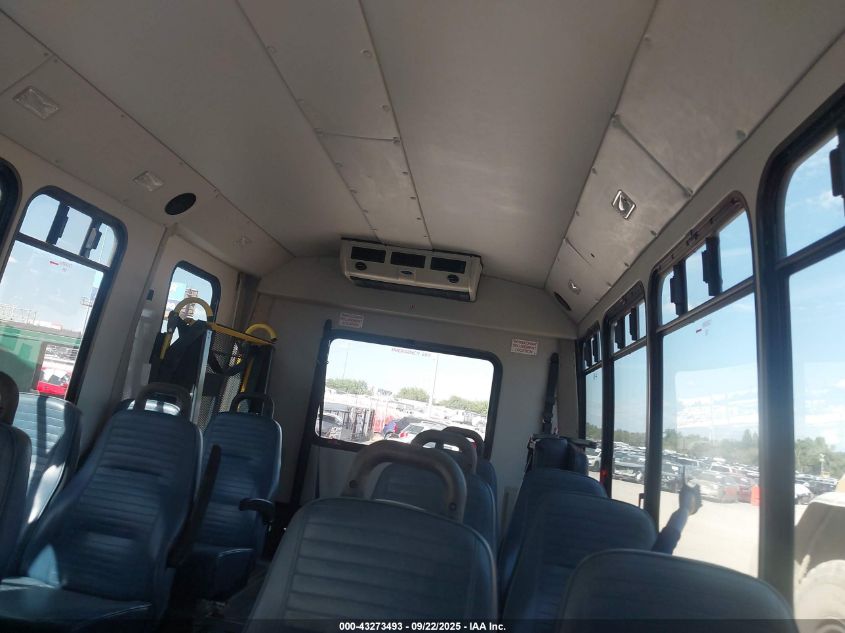 2011 Ford E-350 Cutaway VIN: 1FDEE3FSXBDA22807 Lot: 43273493