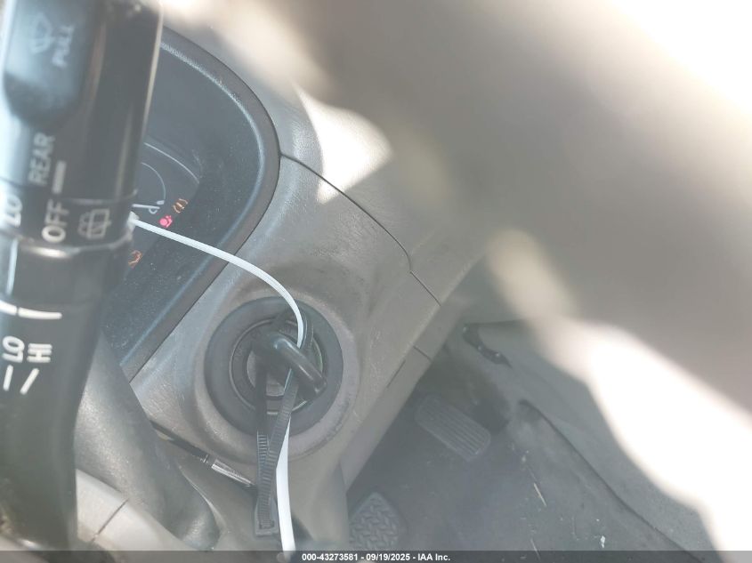 2005 Toyota Sequoia Limited V8 VIN: 5TDBT48A35S239406 Lot: 43273581