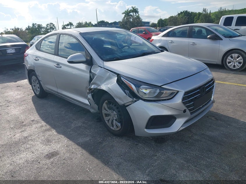 HYUNDAI ACCENT SE