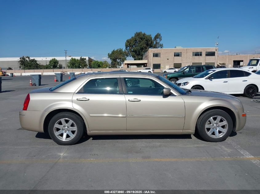 2006 Chrysler 300 Touring VIN: 2C3KA53GX6H329146 Lot: 43273860
