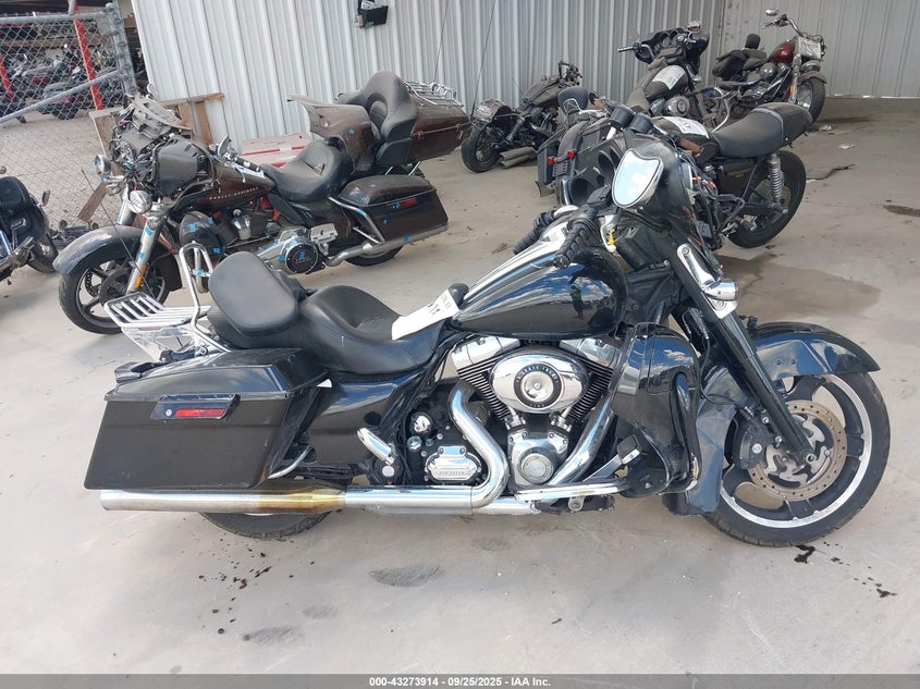 2010 Harley-Davidson Flhx VIN: 1HD1KB415AB659029 Lot: 43273914