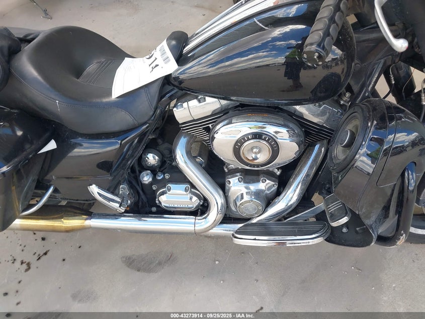 2010 Harley-Davidson Flhx VIN: 1HD1KB415AB659029 Lot: 43273914