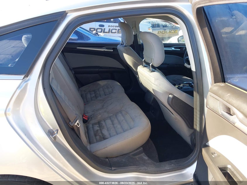 2014 Ford Fusion S VIN: 3FA6P0G7XER318620 Lot: 43273926