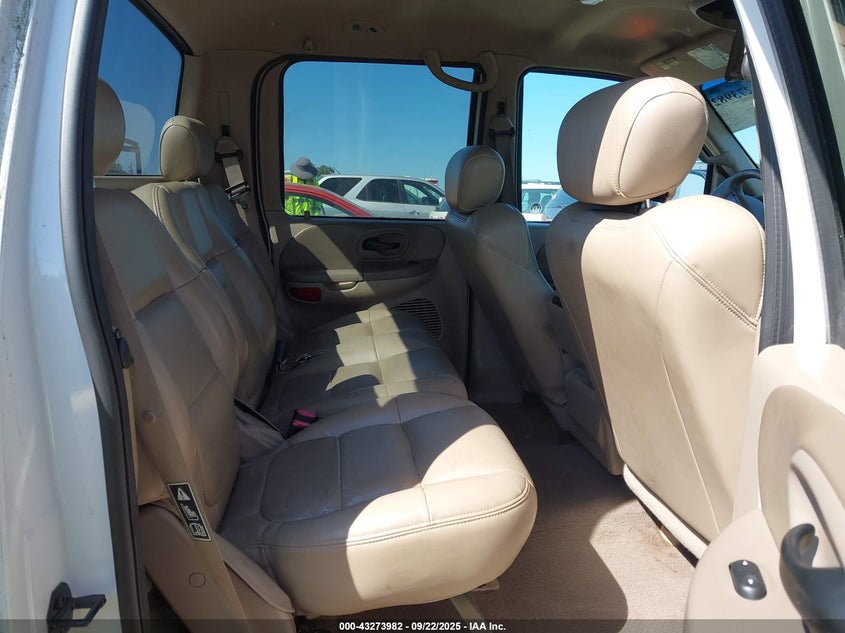 2002 Ford F-150 Lariat/Xlt VIN: 1FTRW08L22KB60098 Lot: 43273982