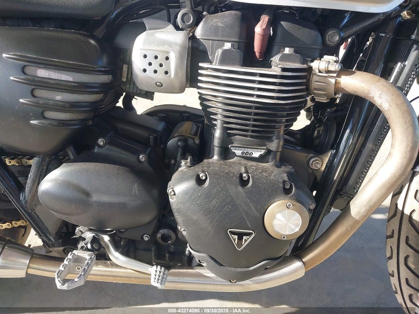 2016 TRIUMPH MOTORCYCLE STREET TWIN SMTD31GN7GT742759