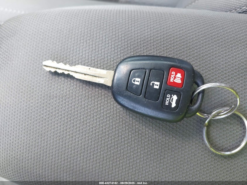 2016 Toyota Corolla Le VIN: 5YFBURHE9GP431843 Lot: 43274182