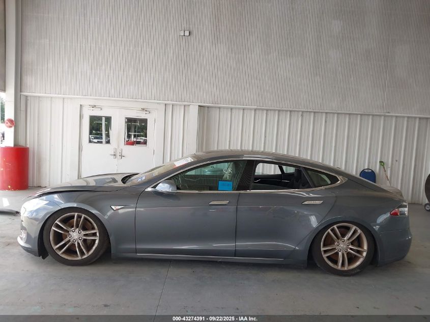 2013 Tesla Model S VIN: 5YJSA1DN5DFP13551 Lot: 43274391