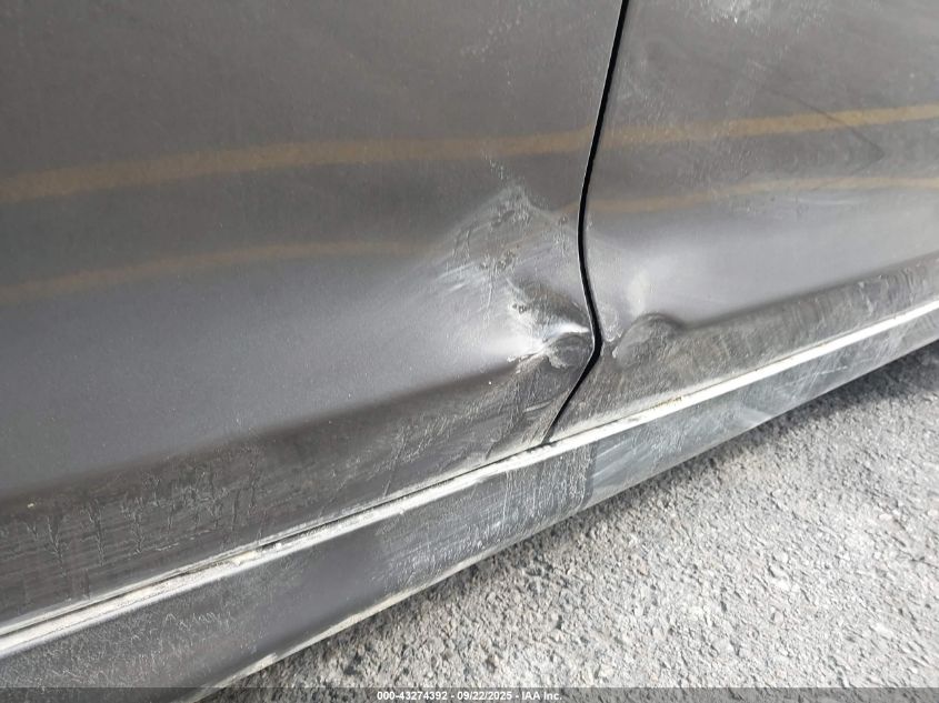 2015 Chrysler 200 Limited VIN: 1C3CCCAB8FN741017 Lot: 43274392