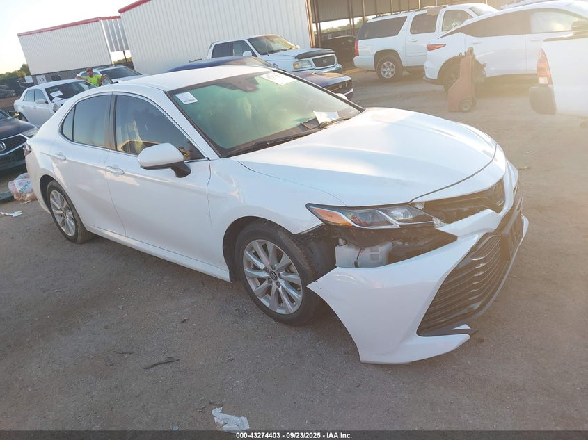 2019 TOYOTA CAMRY LE - 4T1B11HK5KU832927