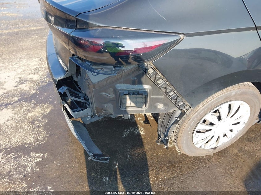 2017 HYUNDAI ELANTRA SE KMHD74LF8HU201293