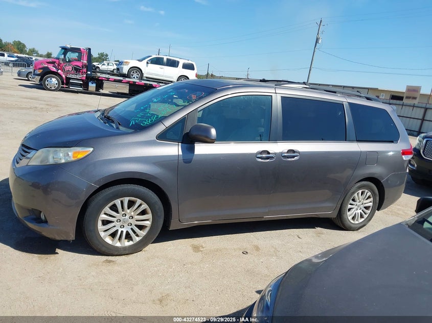 2014 Toyota Sienna Xle V6 8 Passenger VIN: 5TDYK3DC6ES488247 Lot: 43274523