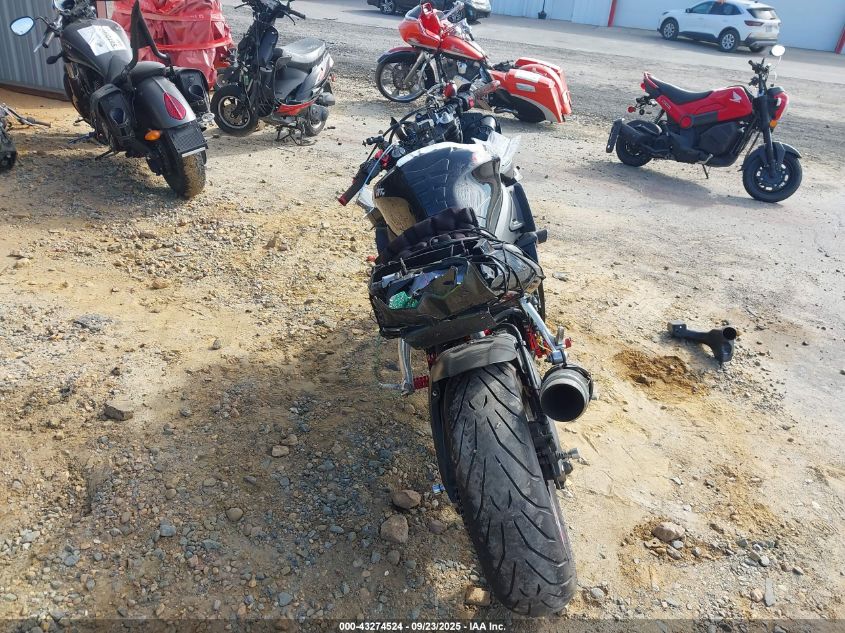 2005 Yamaha Yzfr6 L VIN: JYARJ06E15A030581 Lot: 43274524