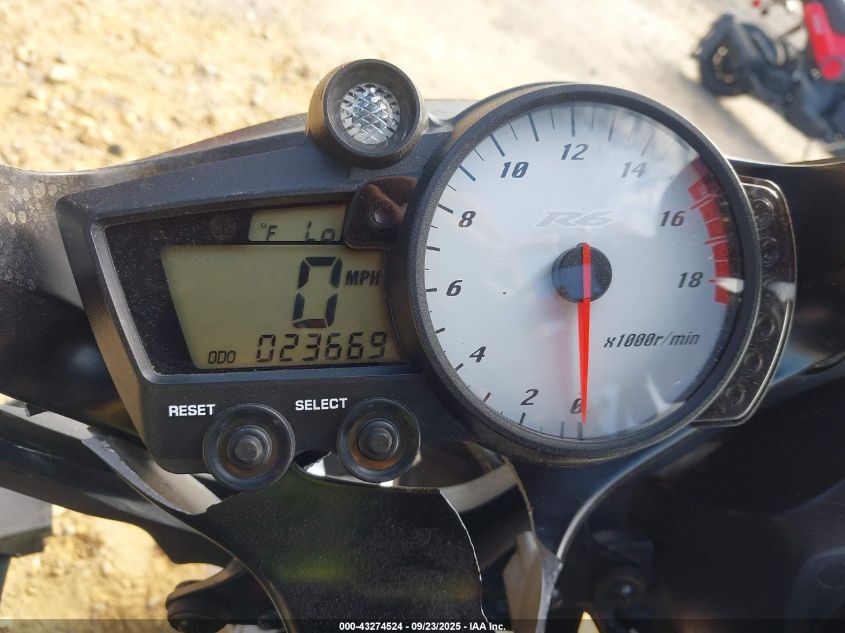 2005 Yamaha Yzfr6 L VIN: JYARJ06E15A030581 Lot: 43274524