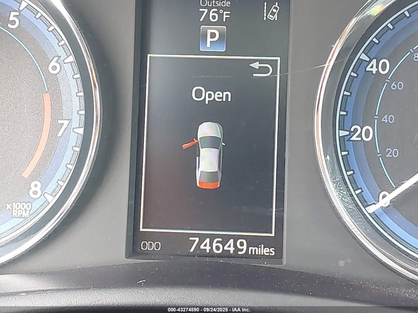 2017 Toyota Corolla Se Special Edition VIN: 5YFBURHE0HP634735 Lot: 43274590